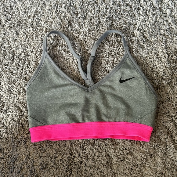 Nike Sports Bra Bundle - Picture 5 of 7